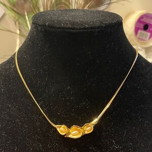 Elegant Goldtone Necklace